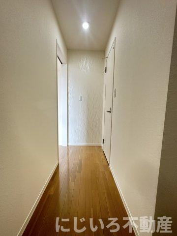 シャーメゾン丘Aの居間・リビング