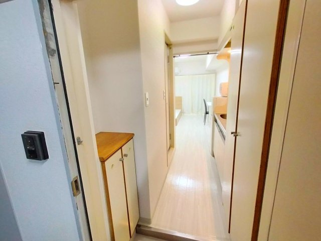 AP53 メゾン・ド・エスポワール404（板橋本町）の玄関|



