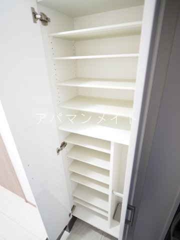 【収納】 | ULYSSES（ユリシーズ） | シューズボックスです