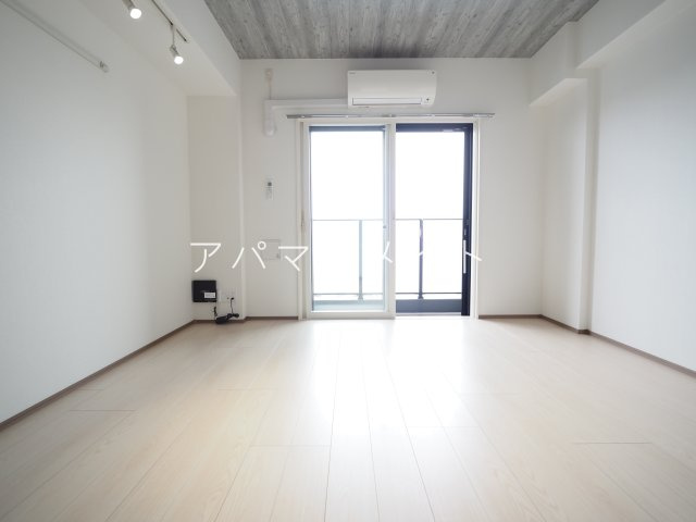 【居間・リビング】 | ULYSSES（ユリシーズ） | おしゃれなお部屋です