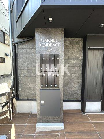 GARNET RESIDENCE 東寺のエントランス