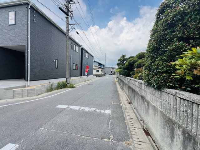 碧南市若松町3丁目227番、228番の各一部『仲介手数料無料』新築一戸建て・建売の前面道路含む現地写真