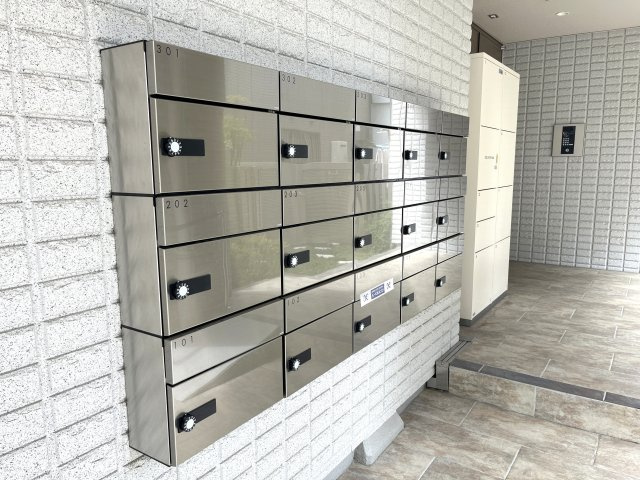レルム杉並のその他共用部分|★ダイヤル式メールボックス★