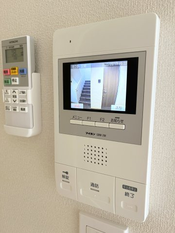 レルム杉並のセキュリティ|★来訪者を確認できるTVモニターホン★