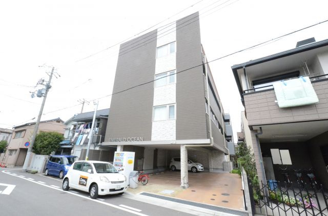 オートロック付きで安心です♪