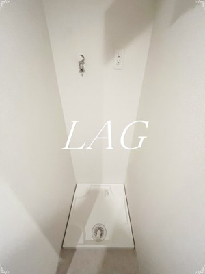【設備】 | La Madre幸福館 | 室内洗濯機置き場です。