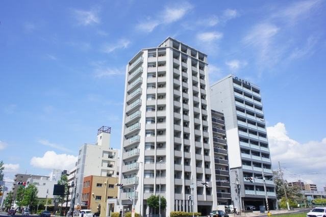 グラビスコート加古町