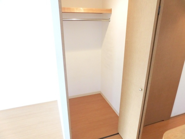 グラビスコート加古町の収納