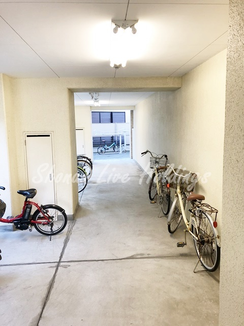 ザ・マンション横須賀のその他共用部分|屋内型敷地内駐輪場