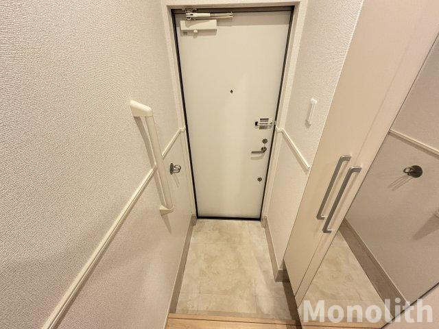 グランデ28の玄関