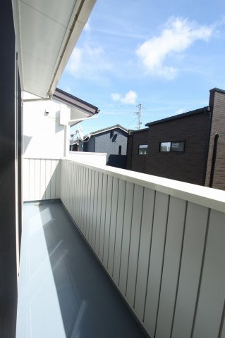 南国市大そね甲　新築戸建のバルコニー|2Ｆ　南西の部屋　6.5帖