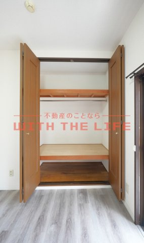 天神アコールマンション【10,000円キャッシュバック対象物件】の収納|ちょっとした収納スペースも充実しています