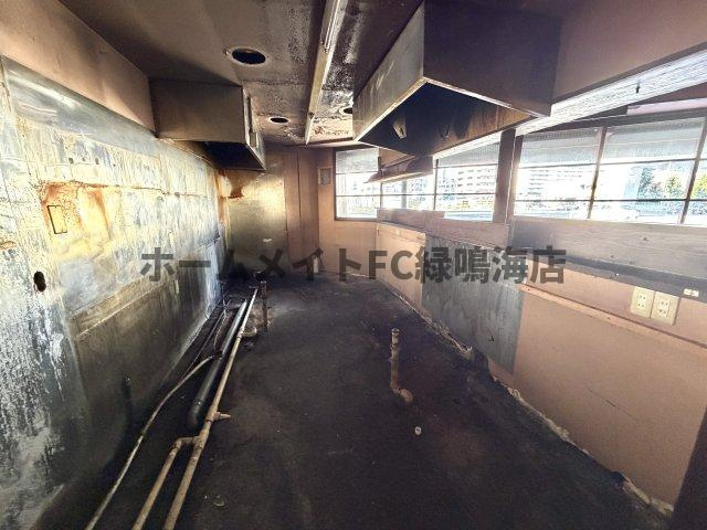 堀田通６店舗の内装