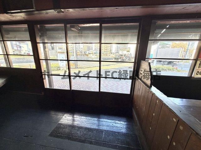 堀田通６店舗の内装