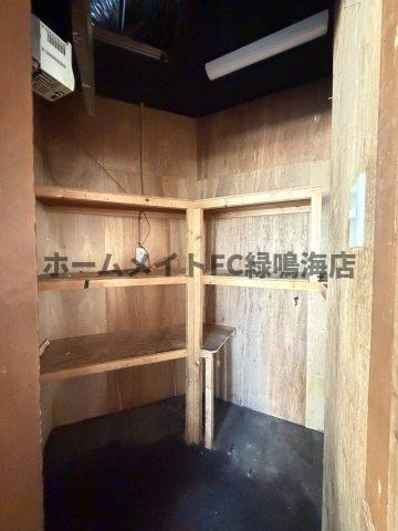 堀田通６店舗の内装