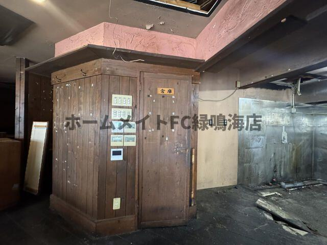 堀田通６店舗の内装