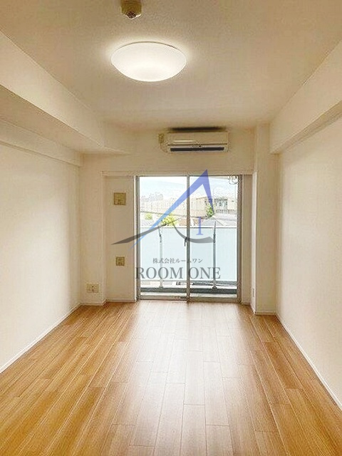 ＡＸＡＳ西高島平の居間・リビング|洋室のお部屋です。