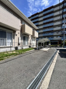 コージーコートの駐車場
