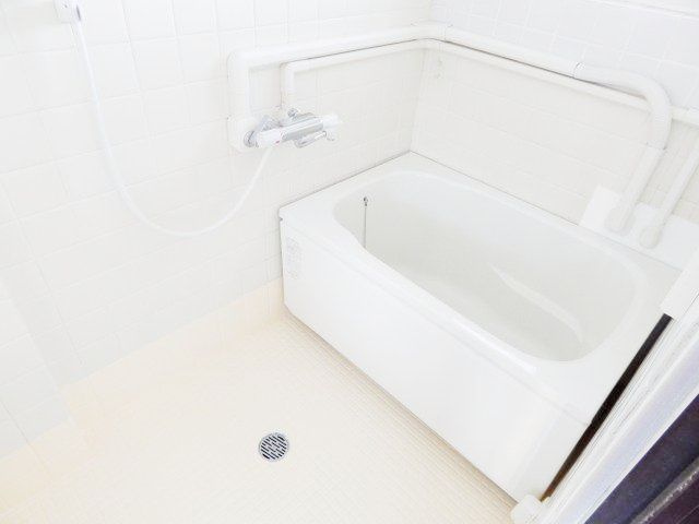 都立大マンションの浴室