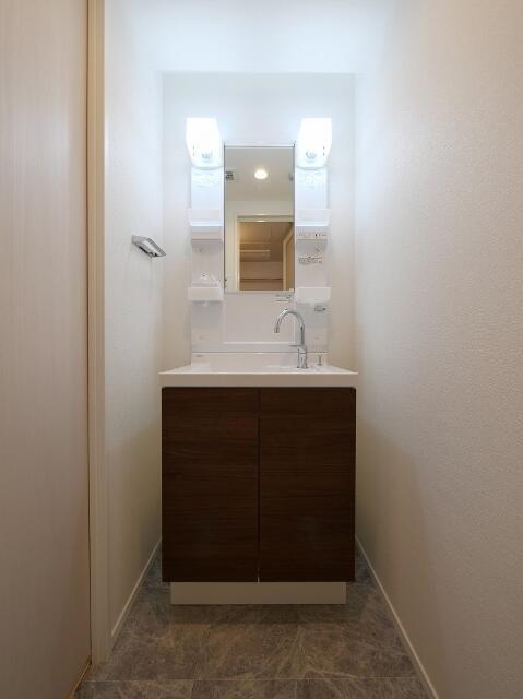 ハーモニーレジデンス品川大井町の独立洗面台|朝の身支度には欠かせない独立洗面化粧台