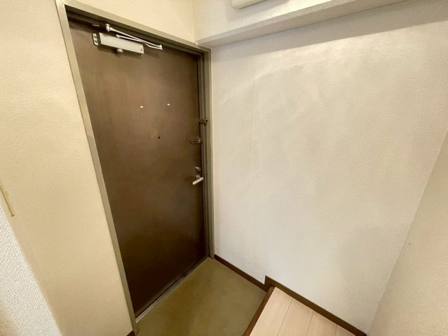 エンゼルハイツ小阪本町の玄関