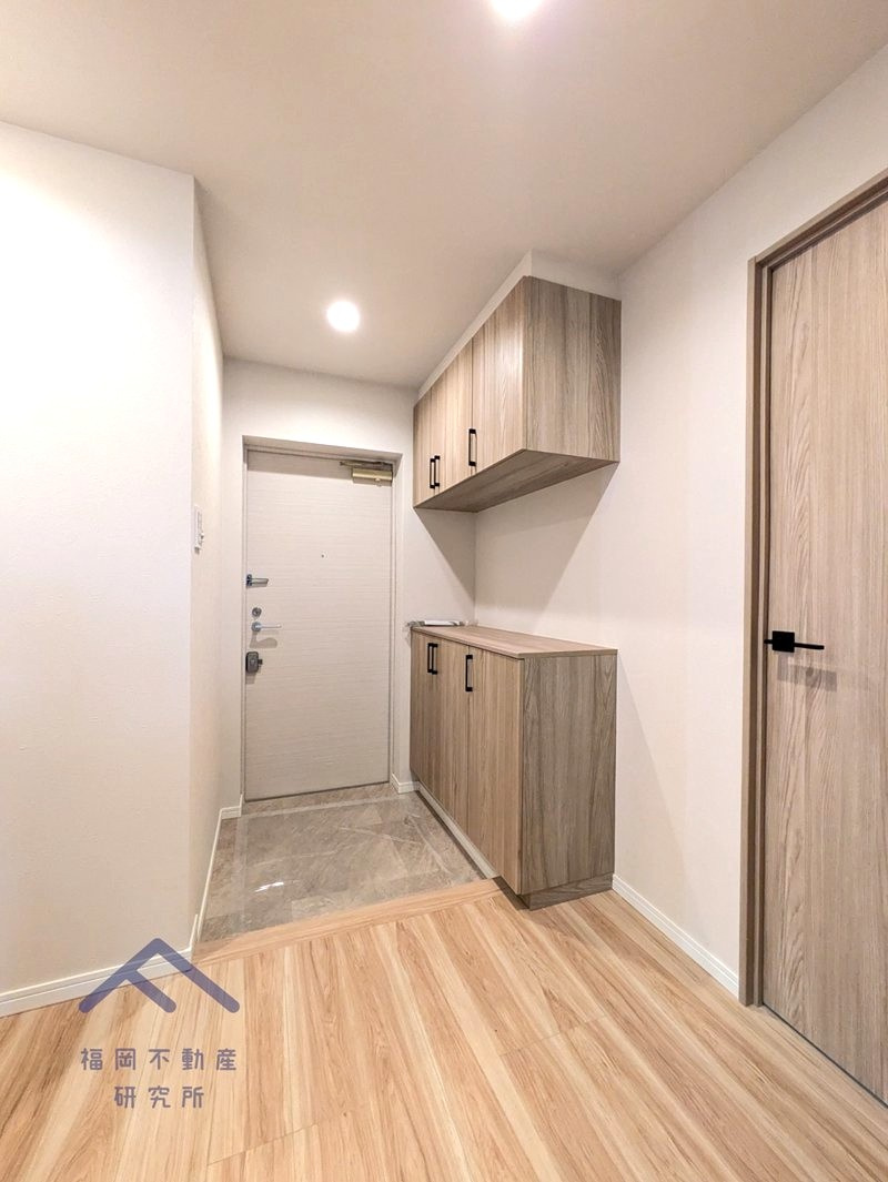 ロワールマンション二日市3の玄関