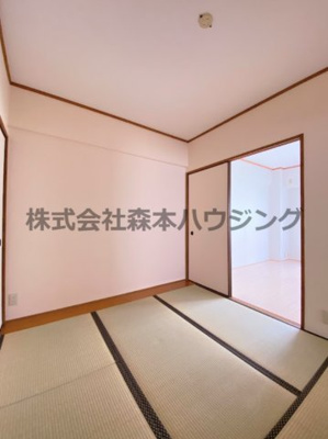 【和室】 | 　サンファーストウエダ | 畳の上でゆっくりとくつろげる和室です