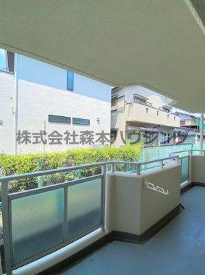 【展望】 | 　サンファーストウエダ | 室内からの眺望です