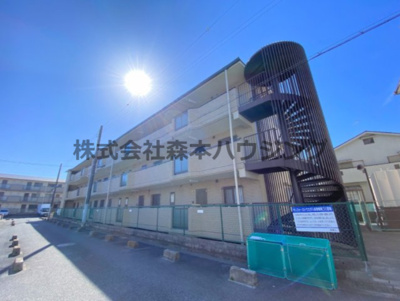 【外観】 | 　サンファーストウエダ | 外はこのようになっています