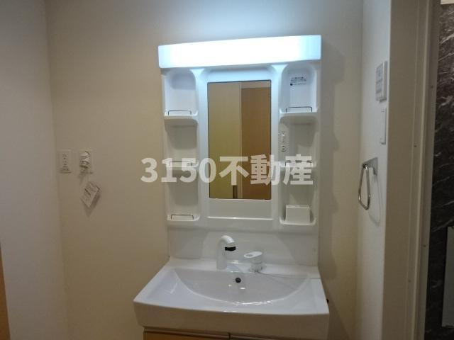 グラスルーチェの洗面所|洗髪洗面化粧台