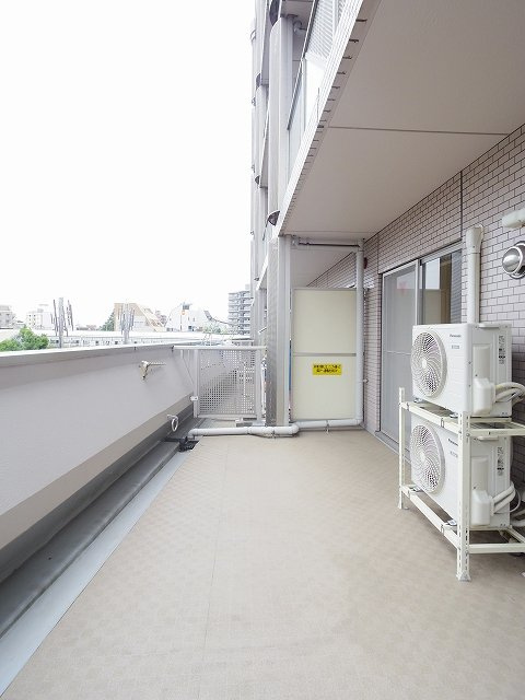 村野ビル　オークステイ清瀬のバルコニー