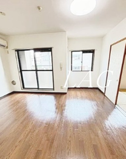 【居間・リビング】 | サンライズ９７ | 洋室のお部屋です。