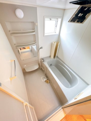 【浴室】 | メープルⅡ | ※同物件、同タイプ、間取り反転のお部屋です
