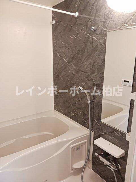 【仲介手数料：50％OFF】対象物件！の浴室|落ち着いた空間のお風呂です