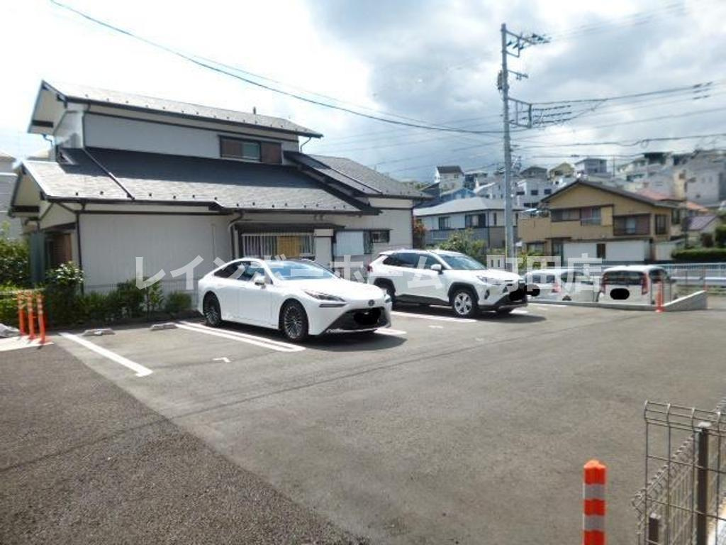 エルメゾン南栗原※初期費用分割後払いサービス利用可能物件の駐車場