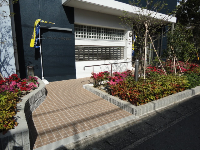 クラシオン小頭町公園前【キャッシュバック対象物件】のエントランス