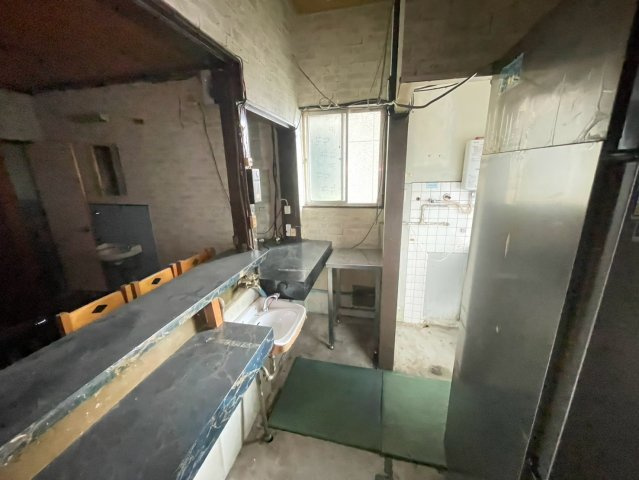 鴨田南町貸店舗の内装