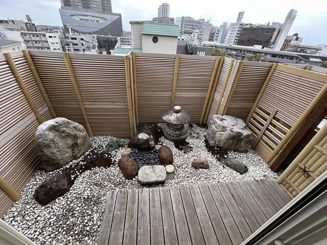 世田谷区瀬田１丁目戸建のバルコニー