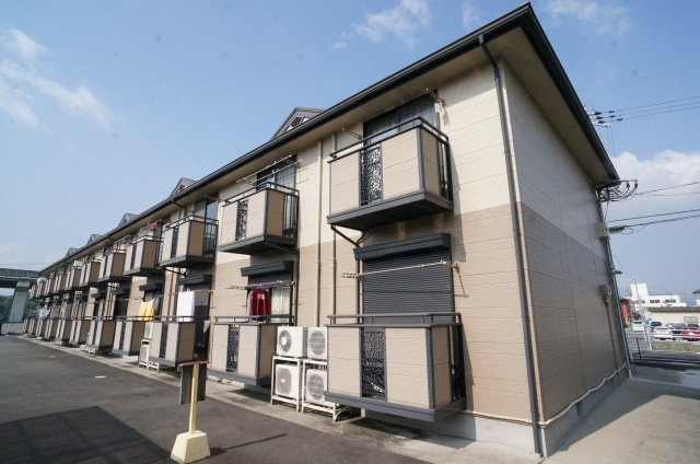 橿原市四条町のアパート