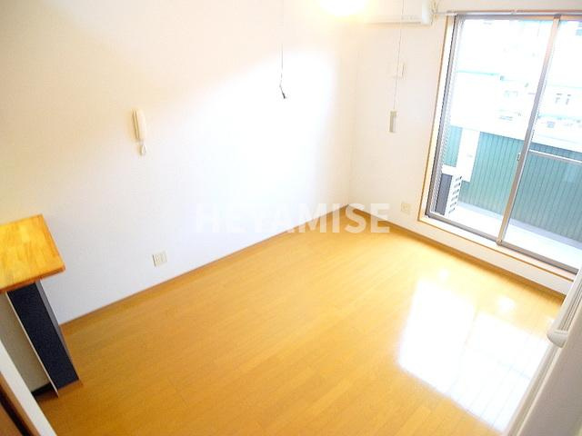 MODERN西山の内装|※同間取りの別のお部屋の画像です※現況を優先します