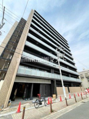 セオリー大阪EAST DOORの外観