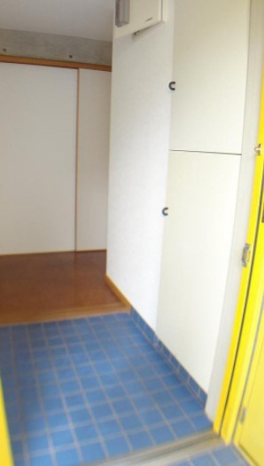 ウェルネスコートの玄関