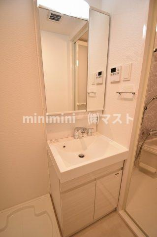 S-RESIDENCE堺筋本町Unoの洗面所
