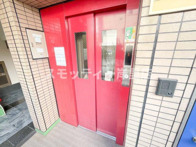 井下カウベル帝塚山のロビー