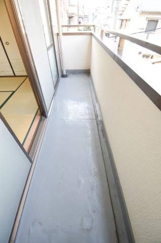 井下カウベル帝塚山のバルコニー