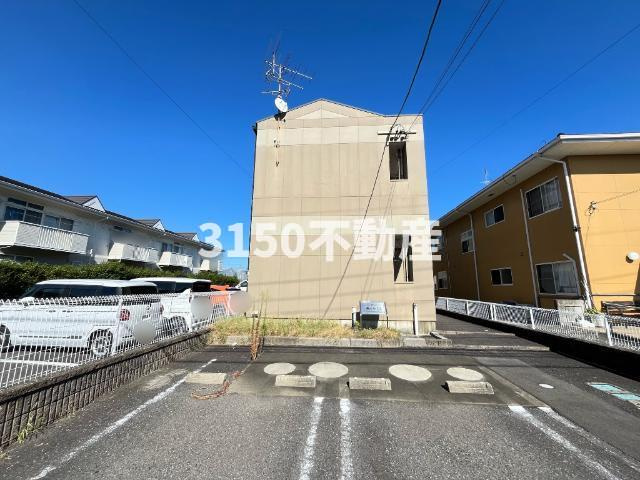 あすかⅢの駐車場|外観写真（昼）