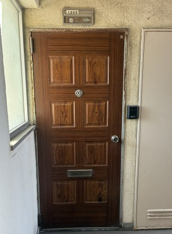 パールマンション錦町の玄関