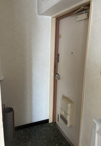 パールマンション錦町の玄関