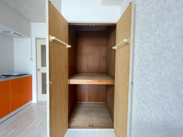 メゾン朝日八戸ノ里　の収納