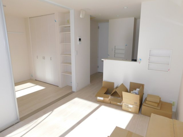 武蔵野市境３丁目の賃貸マンションの居間・リビング